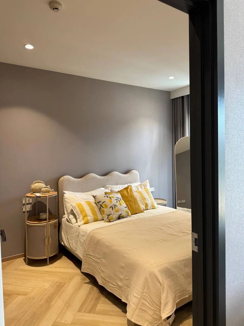 The Title Legendary H504 bedroom